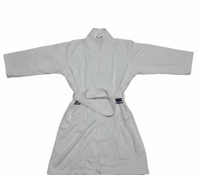 İnce Pamuk Beyaz Renkli Cepli Pamuk ve Bambu Karışımı Bornoz