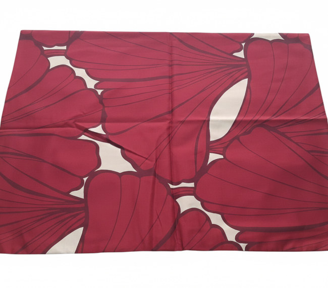 Kırmızı Mabet Yapraklı Nevresim Takımı